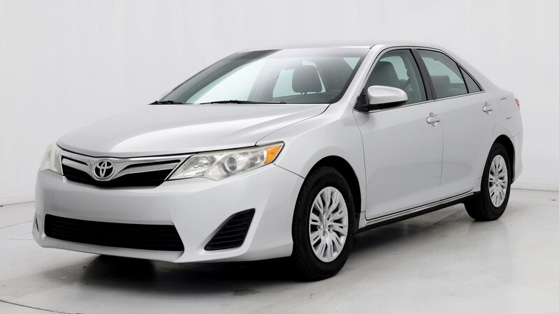 2013 Toyota Camry LE 4