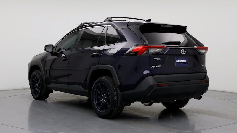 2021 Toyota RAV4 XLE 2