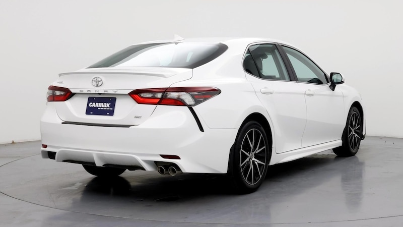 2022 Toyota Camry SE 8