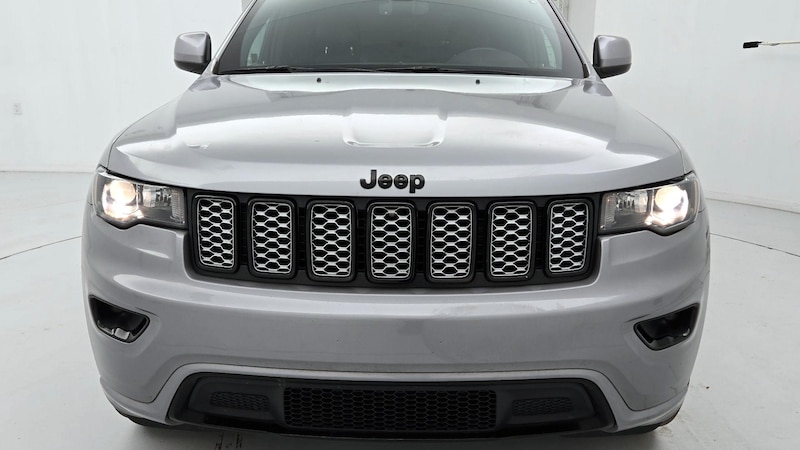 2019 Jeep Grand Cherokee Altitude 2