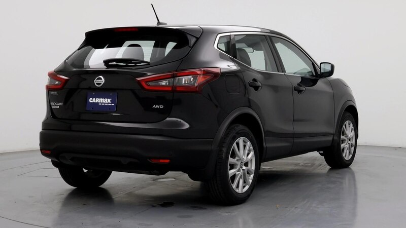 2022 Nissan Rogue Sport S 8