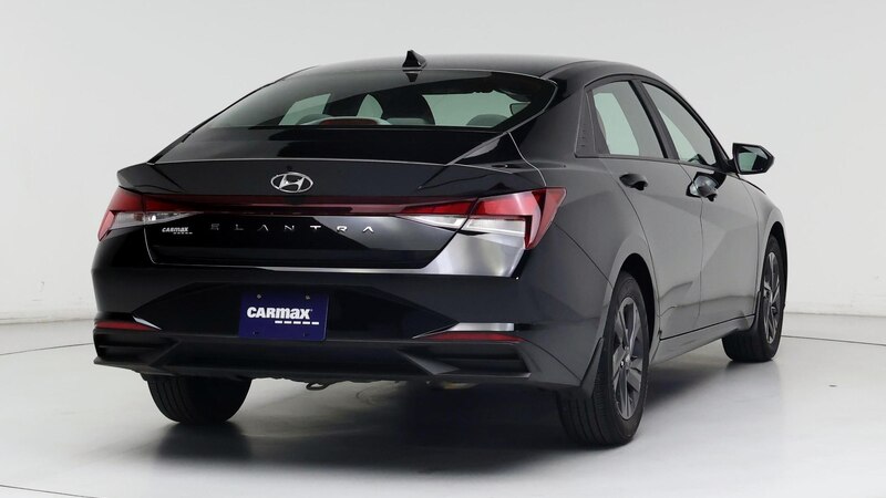 2023 Hyundai Elantra SEL 8