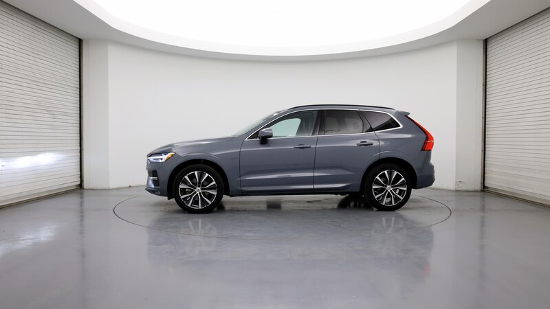 2022 Volvo XC60 B5 Momentum 3