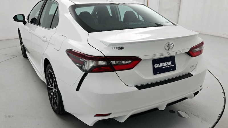 2024 Toyota Camry SE 7