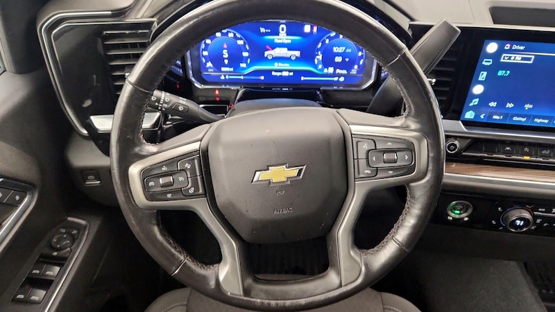 2022 Chevrolet Silverado 1500 LT 10