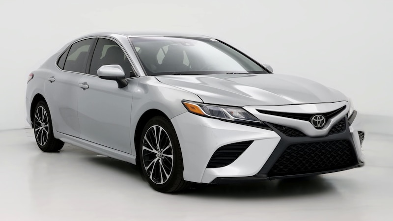 2018 Toyota Camry SE Hero Image