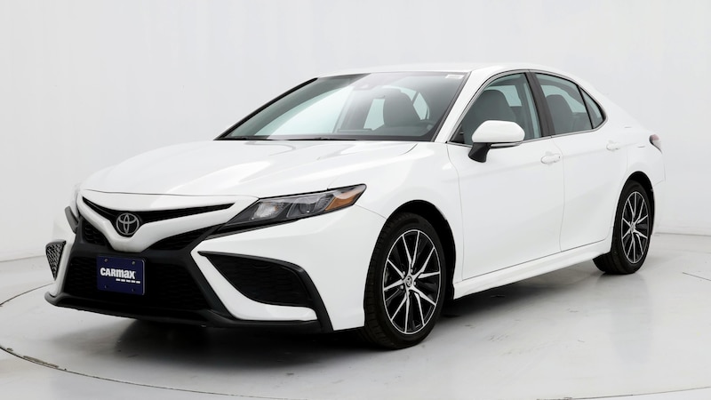 2022 Toyota Camry SE 4