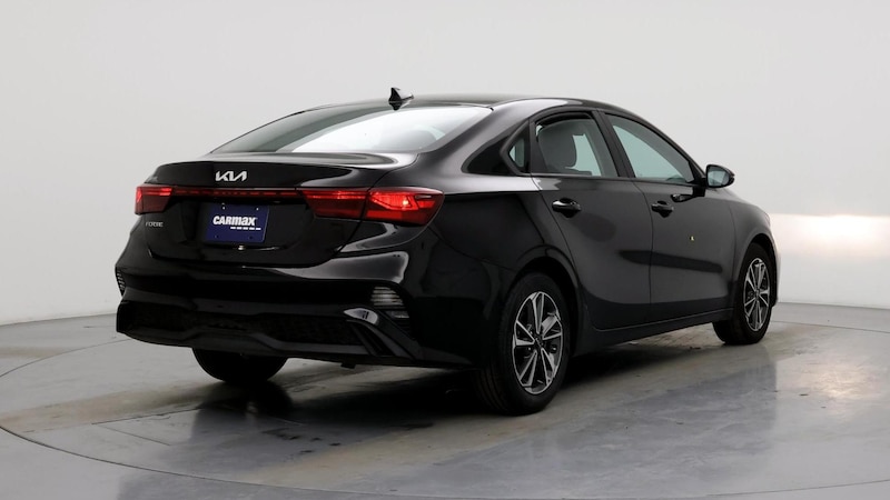 2023 Kia Forte LXS 8