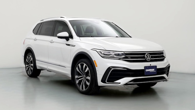 2022 Volkswagen Tiguan SE R-Line Hero Image