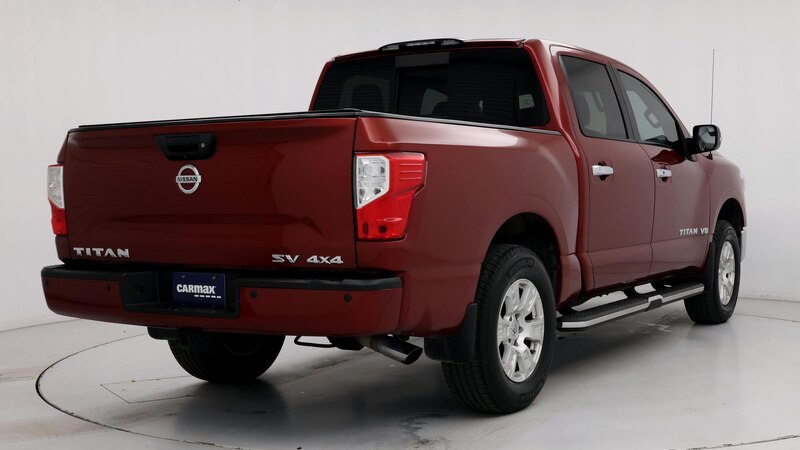 2018 Nissan Titan SV 8