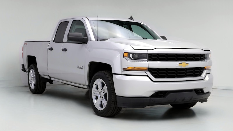 2019 Chevrolet Silverado 1500 Custom Hero Image