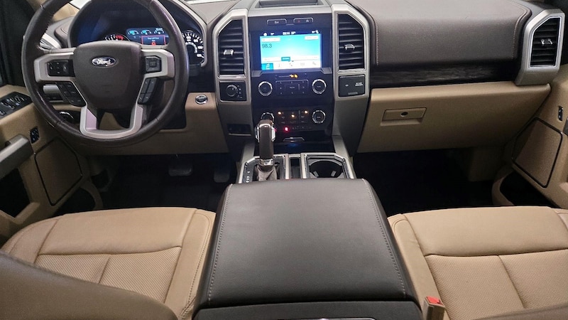 2019 Ford F-150 Lariat 9