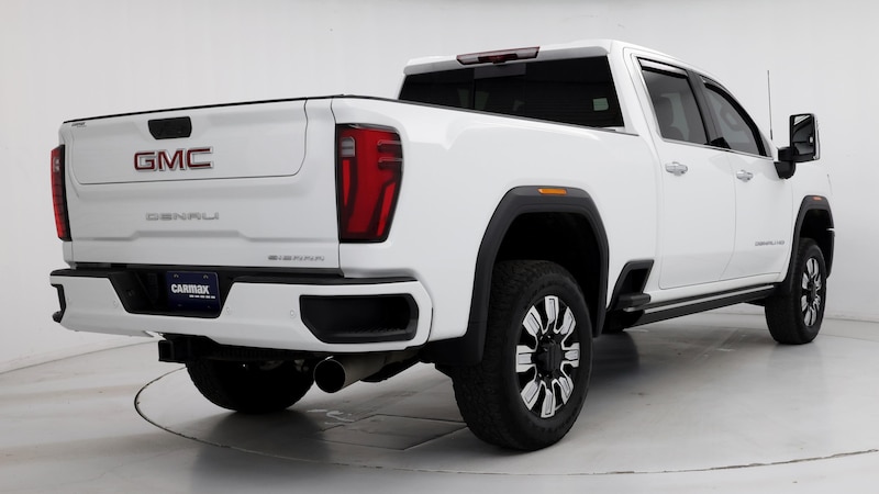 2024 GMC Sierra 2500 Denali 8