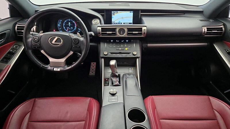 2016 Lexus IS 200t 9