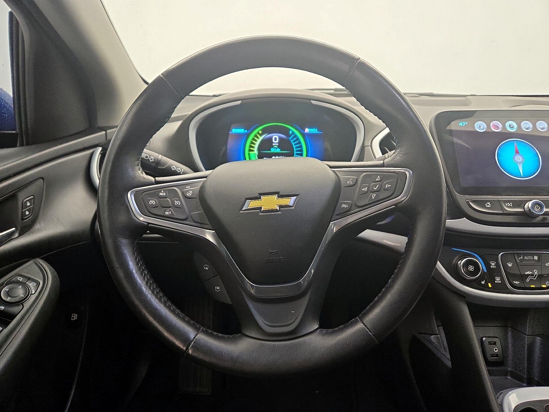 Thumbnail: 2017 Chevrolet Volt - 10