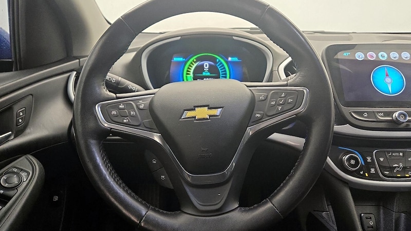 2017 Chevrolet Volt LT 10