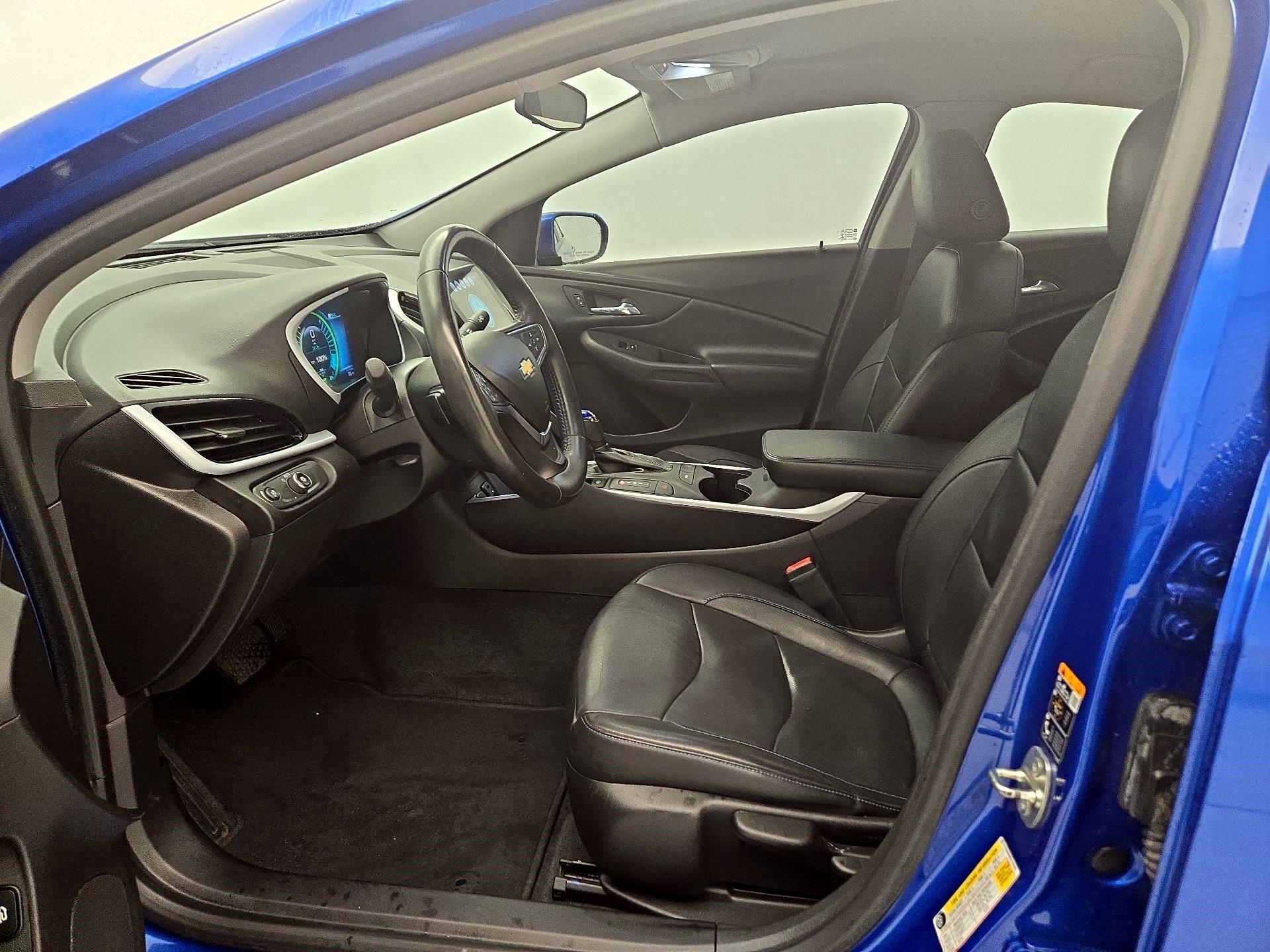 Thumbnail: 2017 Chevrolet Volt - 11