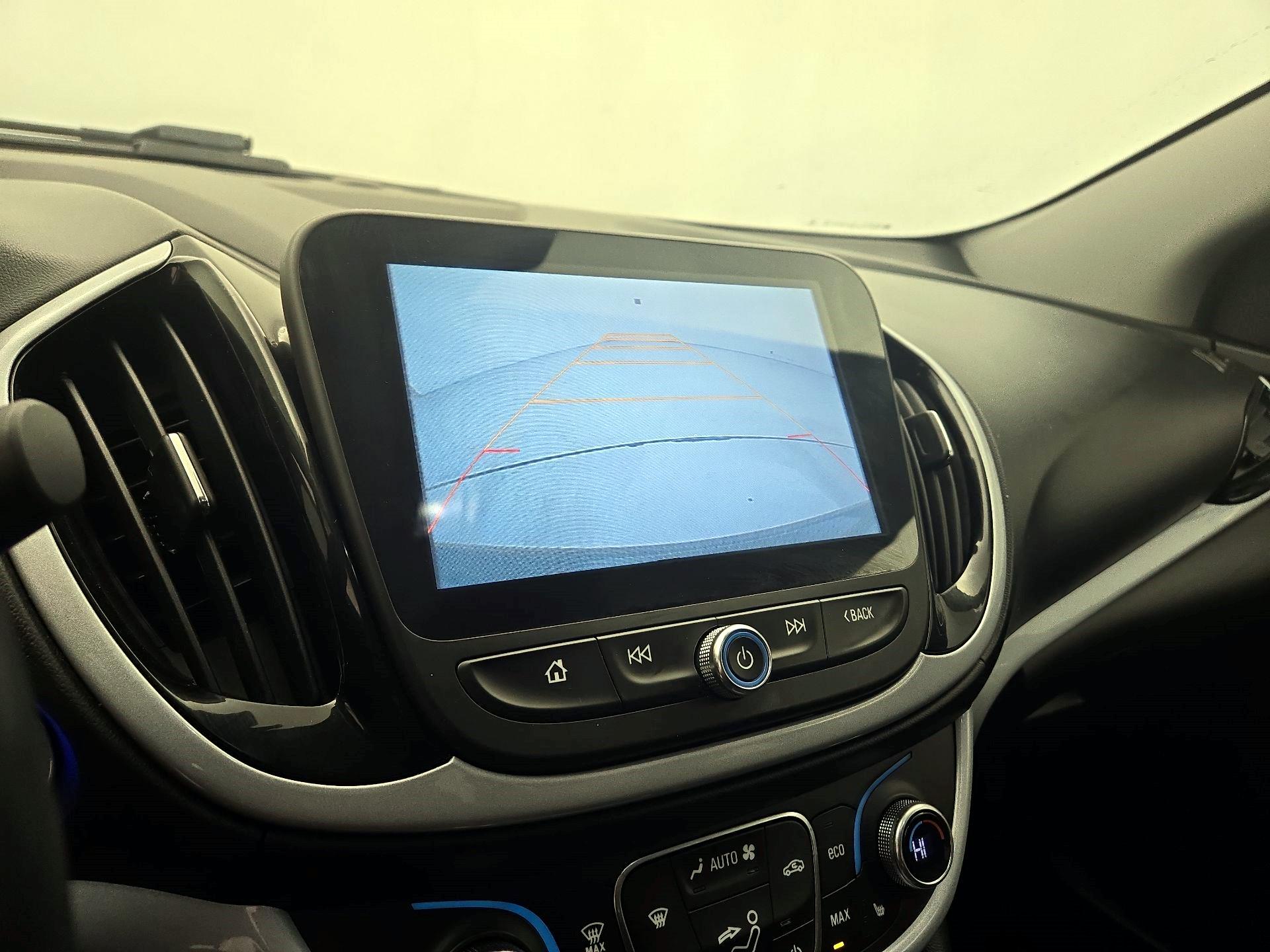 Thumbnail: 2017 Chevrolet Volt - 14