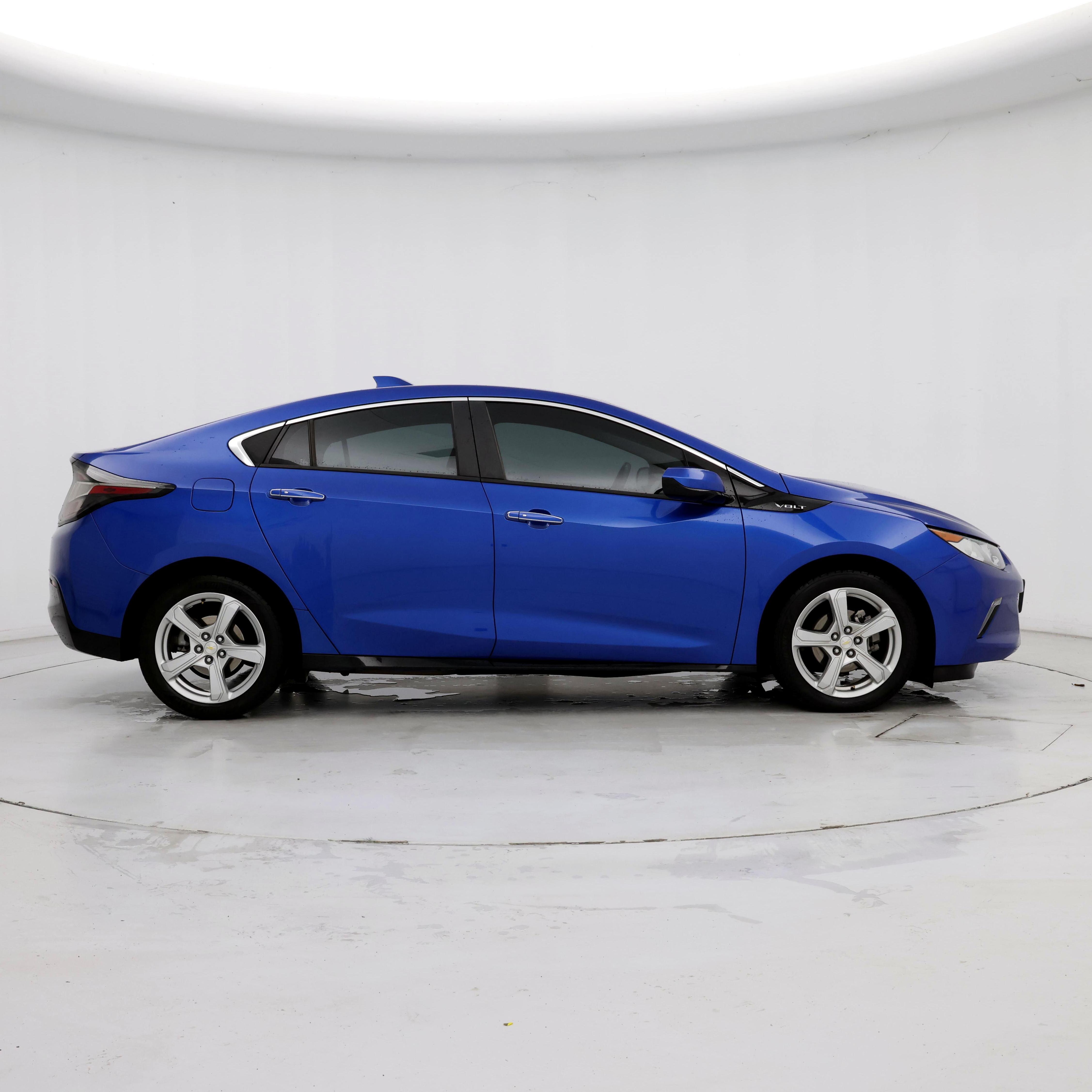 Thumbnail: 2017 Chevrolet Volt - 7