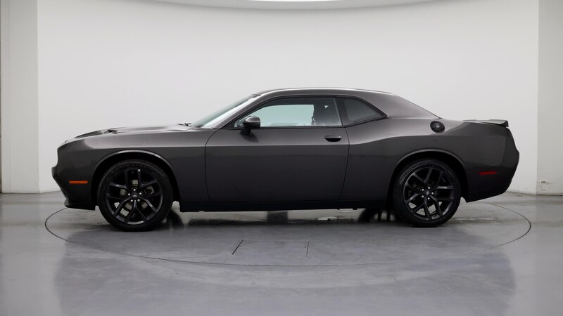 2022 Dodge Challenger SXT 3