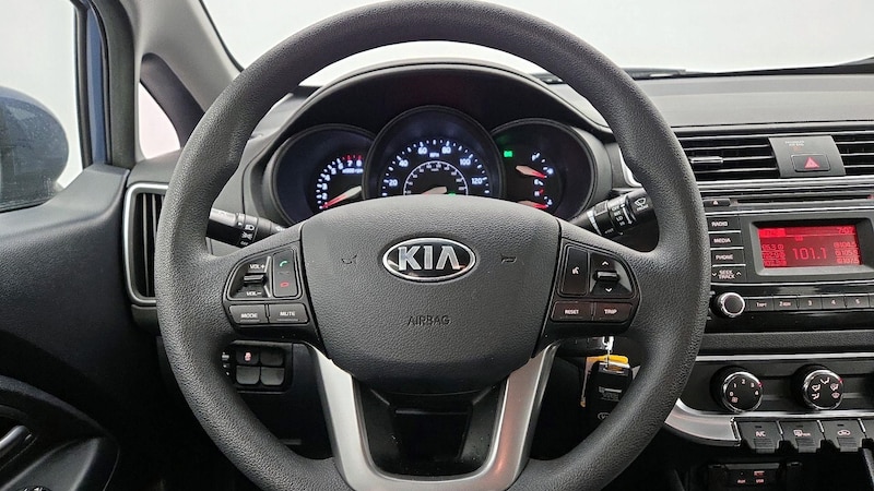 2016 Kia Rio LX 10