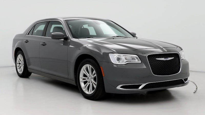 2019 Chrysler 300 Touring Hero Image