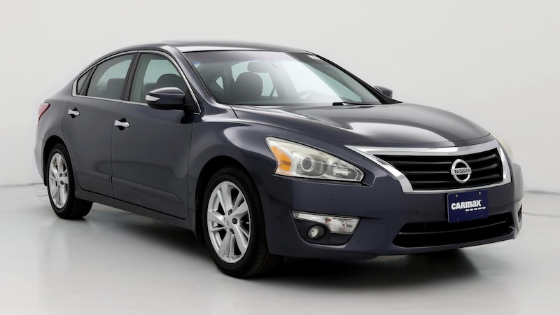 2013 Nissan Altima SV Hero Image