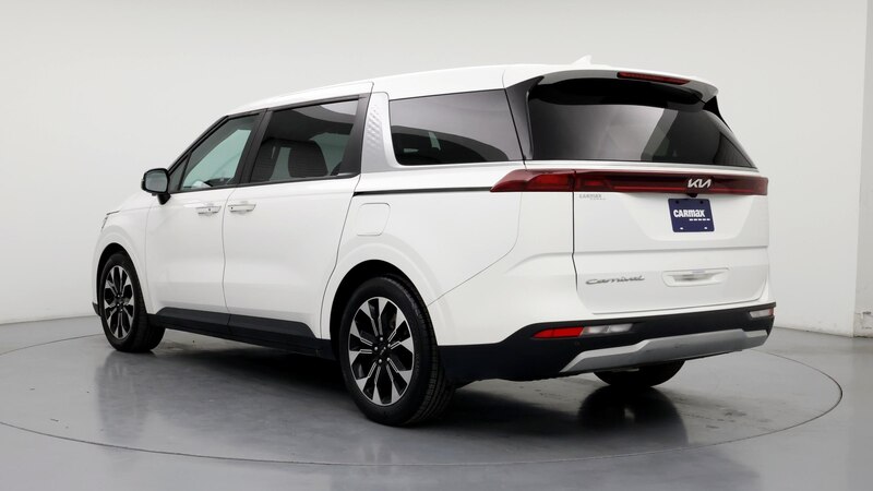 2022 Kia Carnival EX 2