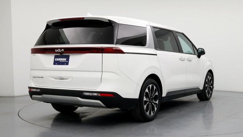 2022 Kia Carnival EX 8