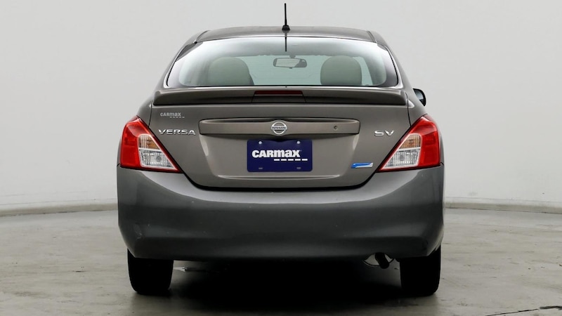 2013 Nissan Versa SV 6