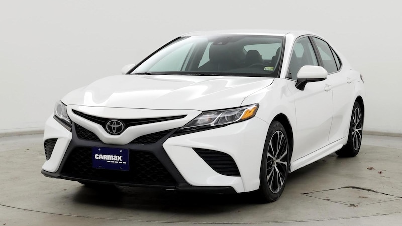 2020 Toyota Camry SE 4