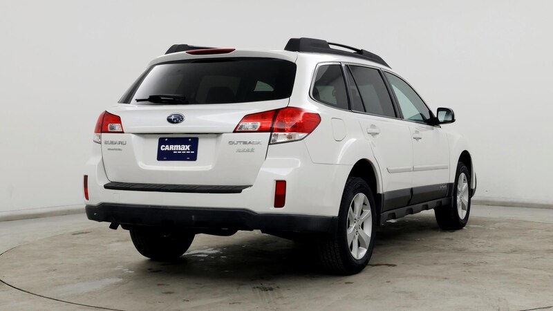 2013 Subaru Outback Premium 8