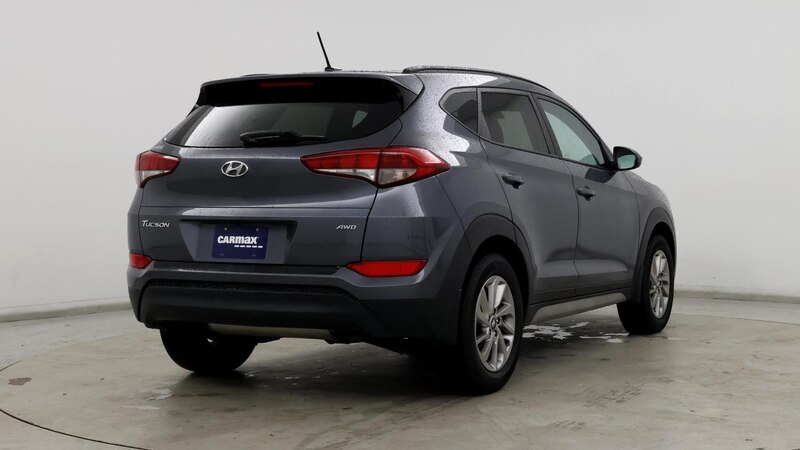 2017 Hyundai Tucson SE 8