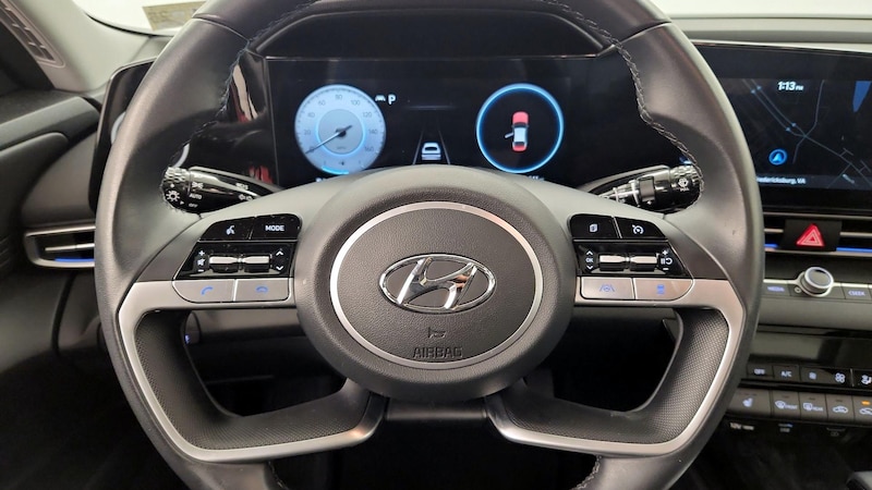 2023 Hyundai Elantra Limited Edition 10