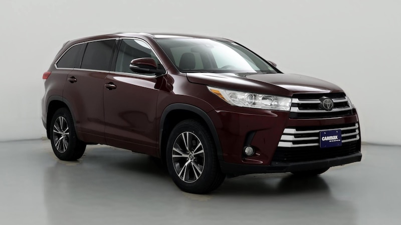 2017 Toyota Highlander Plus Hero Image