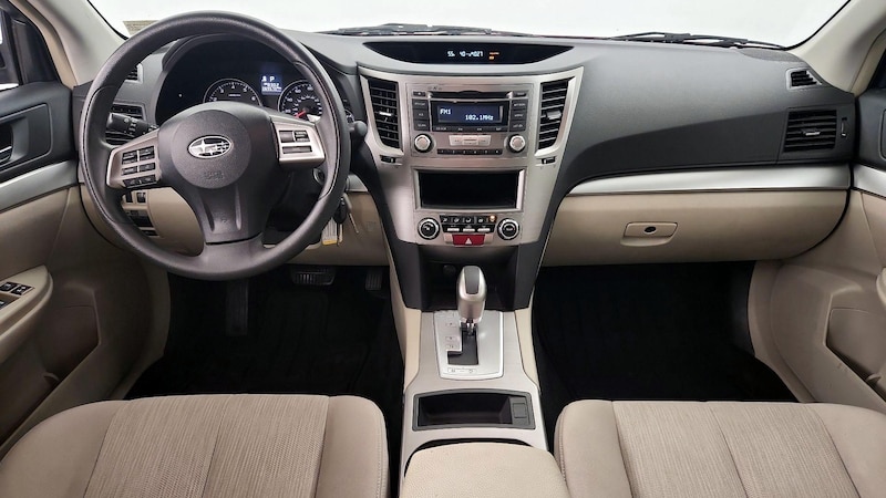 2014 Subaru Outback 2.5i 9