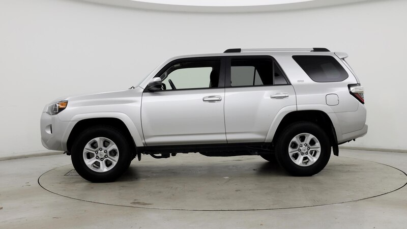 2022 Toyota 4Runner SR5 3