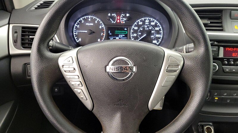 2016 Nissan Sentra S 10