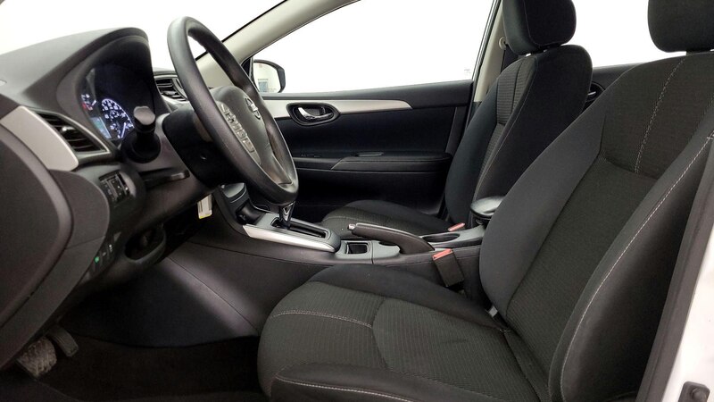 2016 Nissan Sentra S 11