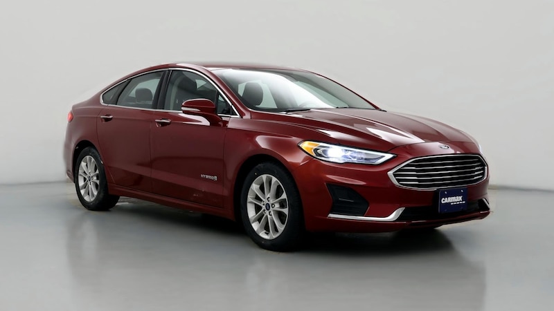 2019 Ford Fusion SEL Hero Image