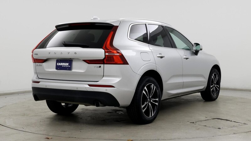 2021 Volvo XC60 T5 Momentum 8