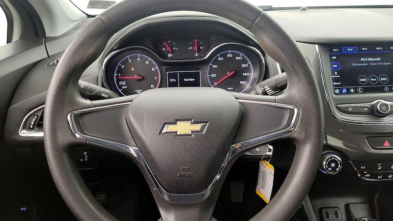 2019 Chevrolet Cruze LS 10