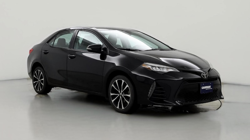 2017 Toyota Corolla SE Hero Image