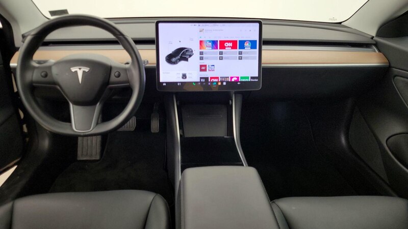 2018 Tesla Model 3 Long Range 9