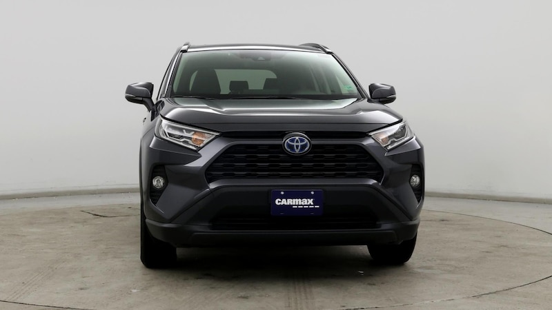 2019 Toyota RAV4 XLE 5