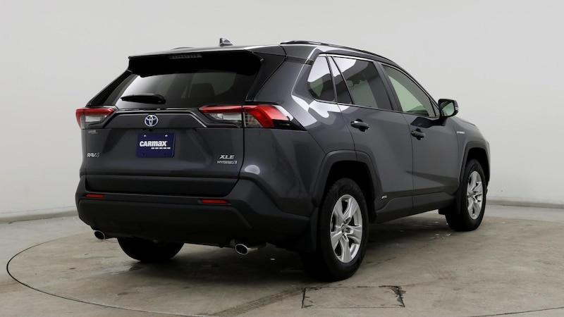 2019 Toyota RAV4 XLE 8