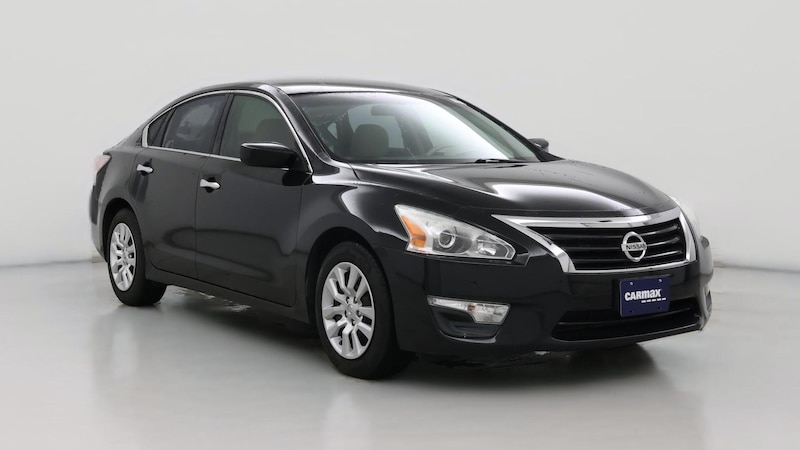 2014 Nissan Altima S Hero Image