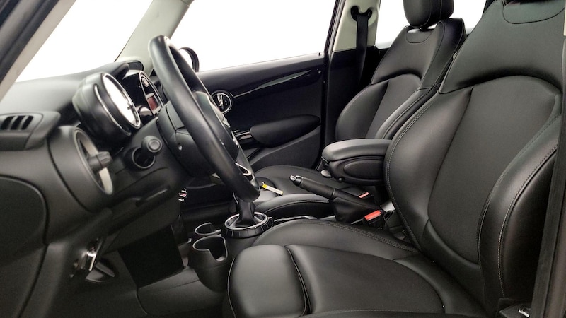 2015 MINI Cooper Hardtop S 11