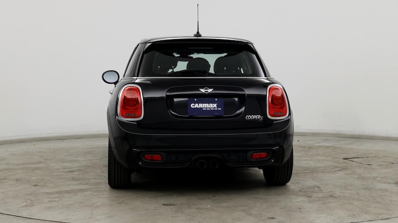 2015 MINI Cooper Hardtop S 6