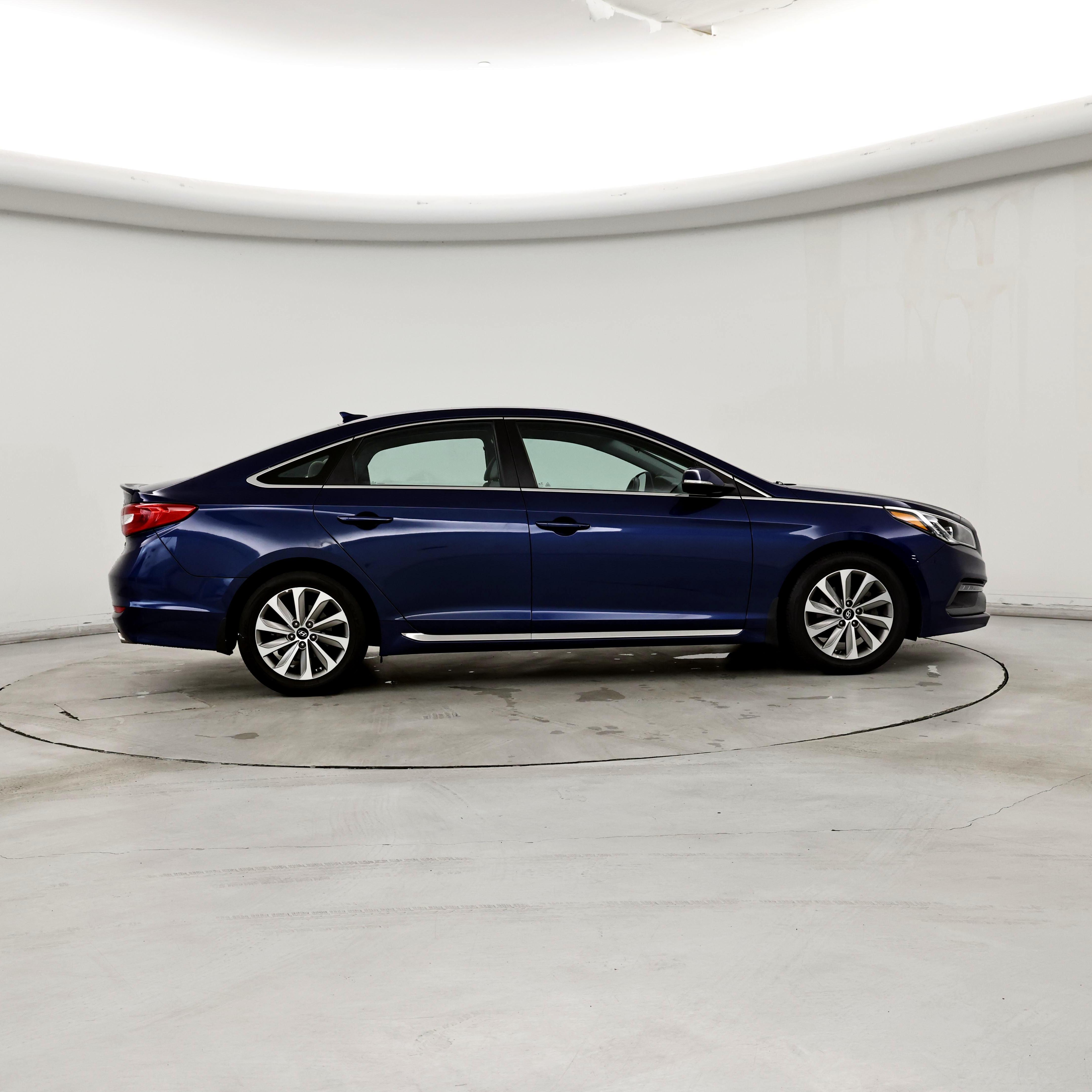 Thumbnail: 2016 Hyundai Sonata - 7